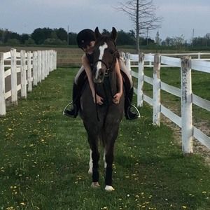 Meet your Posher, Olivia